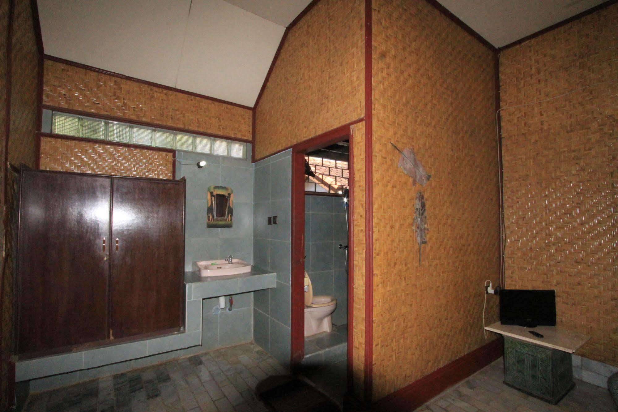 Hotel Bumi Aditya Senggigi Εξωτερικό φωτογραφία