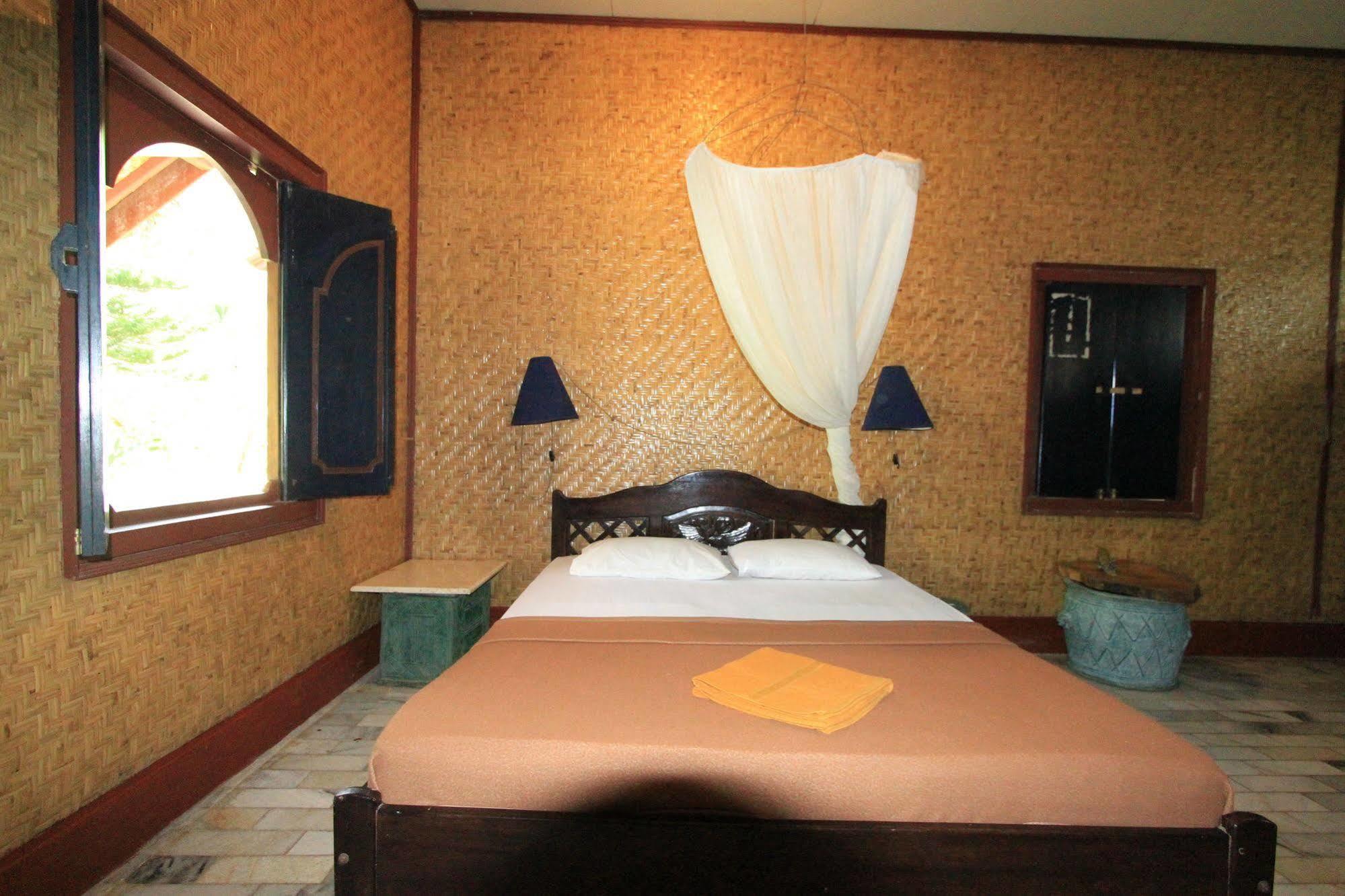 Hotel Bumi Aditya Senggigi Εξωτερικό φωτογραφία