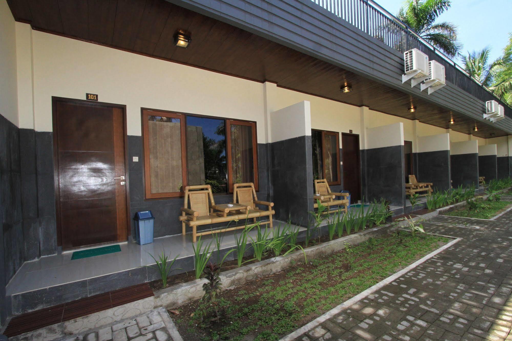 Hotel Bumi Aditya Senggigi Εξωτερικό φωτογραφία